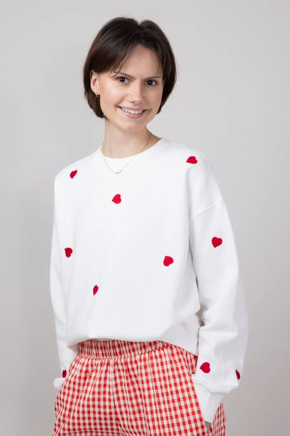1897 Active Embroidered Hearts Fleece Sweatshirt for Women in Ivory/Red | T979-IVORYRED