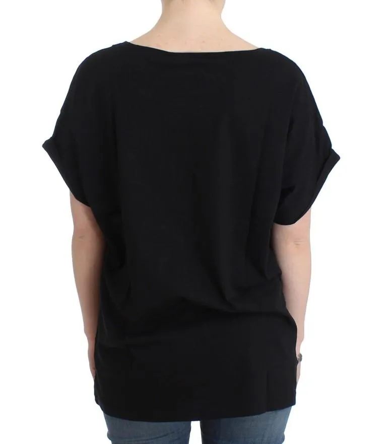 Black branded t-shirt