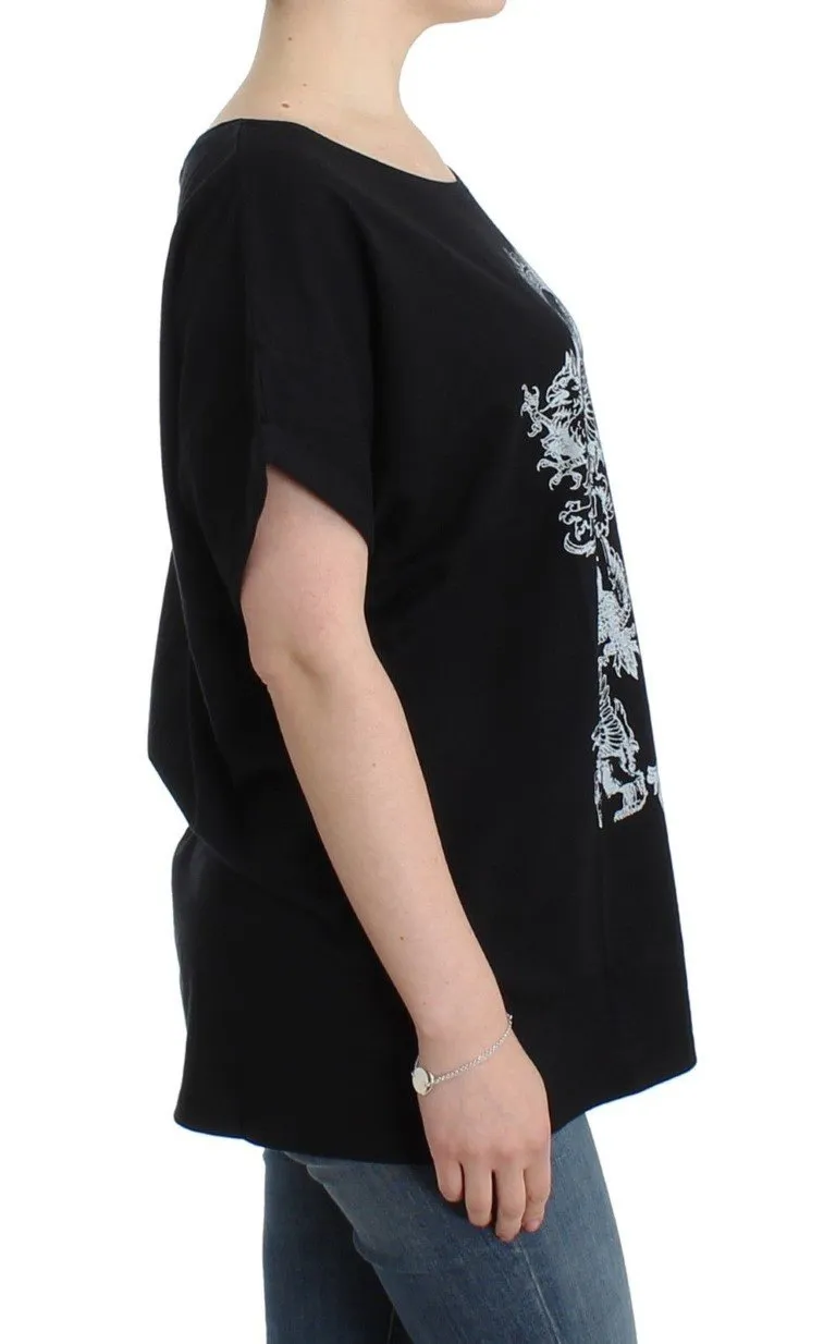 Black branded t-shirt