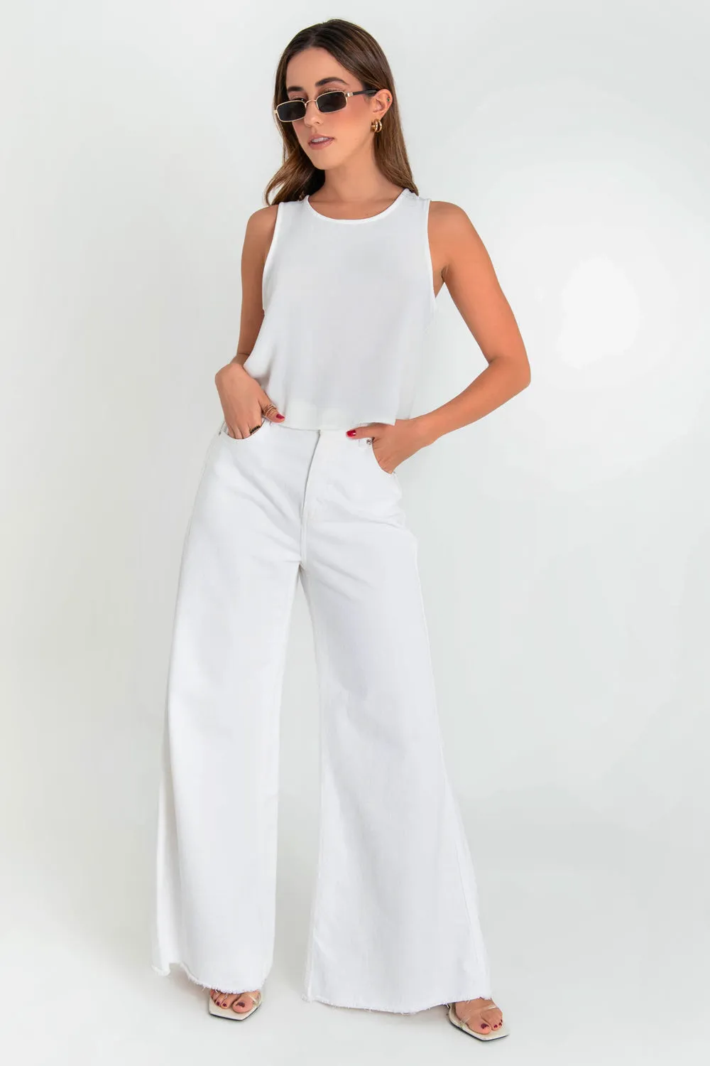 Blusa sin mangas cuello redondo