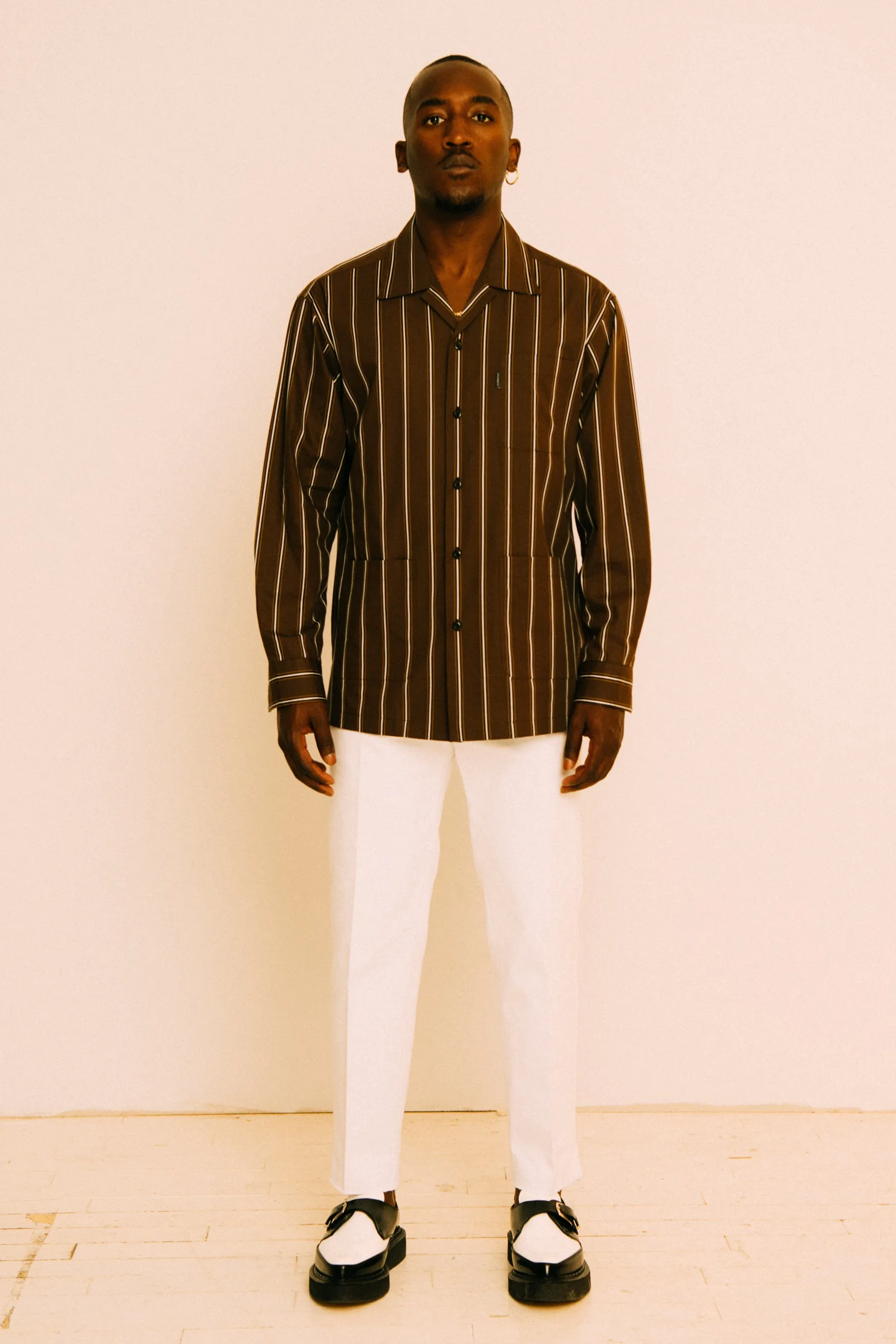 BROWN LONG SLEEVE STRIPE SHIRT