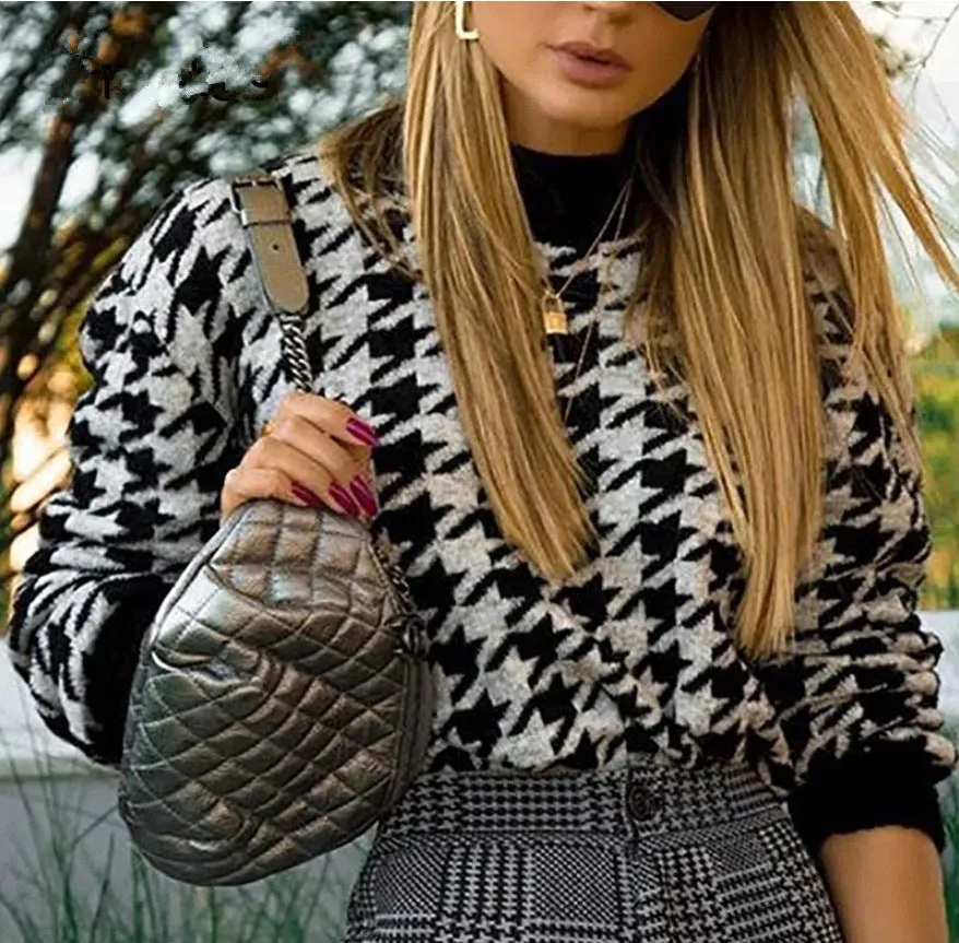 Houndstooth Batwing Sleeve Knitting Swearter