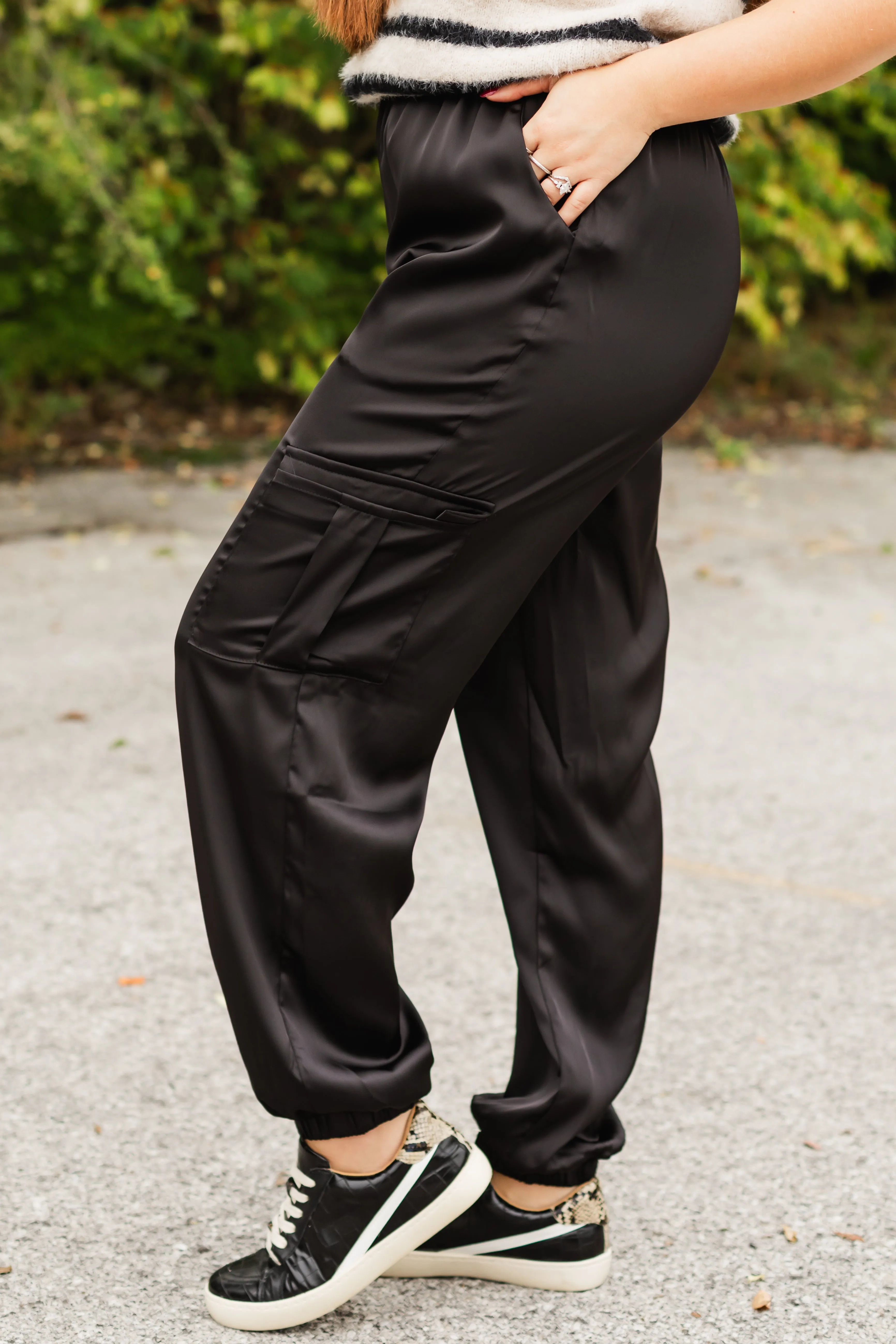 izzy jogger pants