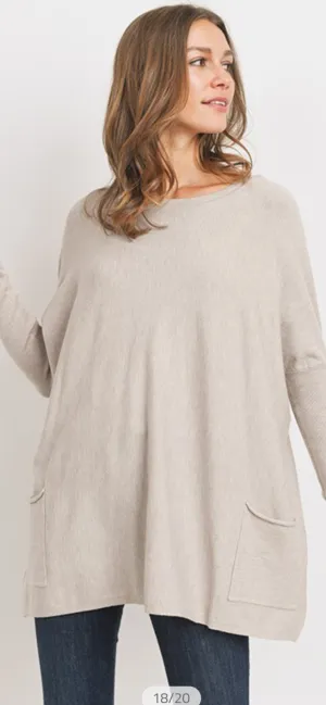OVERSIZED SUPER SOFT TOP WITH POCKETS