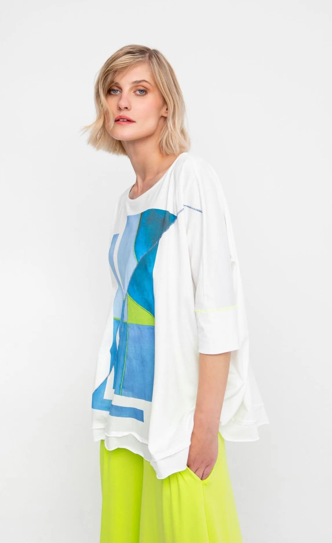 Ozai N Ku Seaview Oversized Tee
