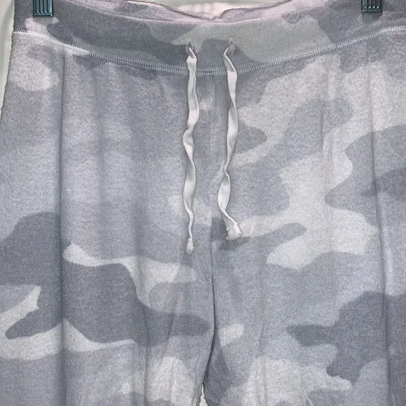 PINK VICTORIA’S SECRET SIZE SMALL NEW SLEEP/LOUNGE PANTS