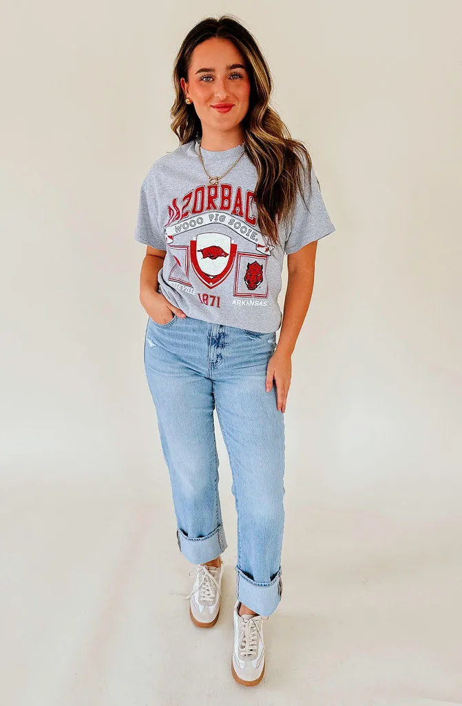 RAZORBACK PREP PATCH GRAPHIC TEE