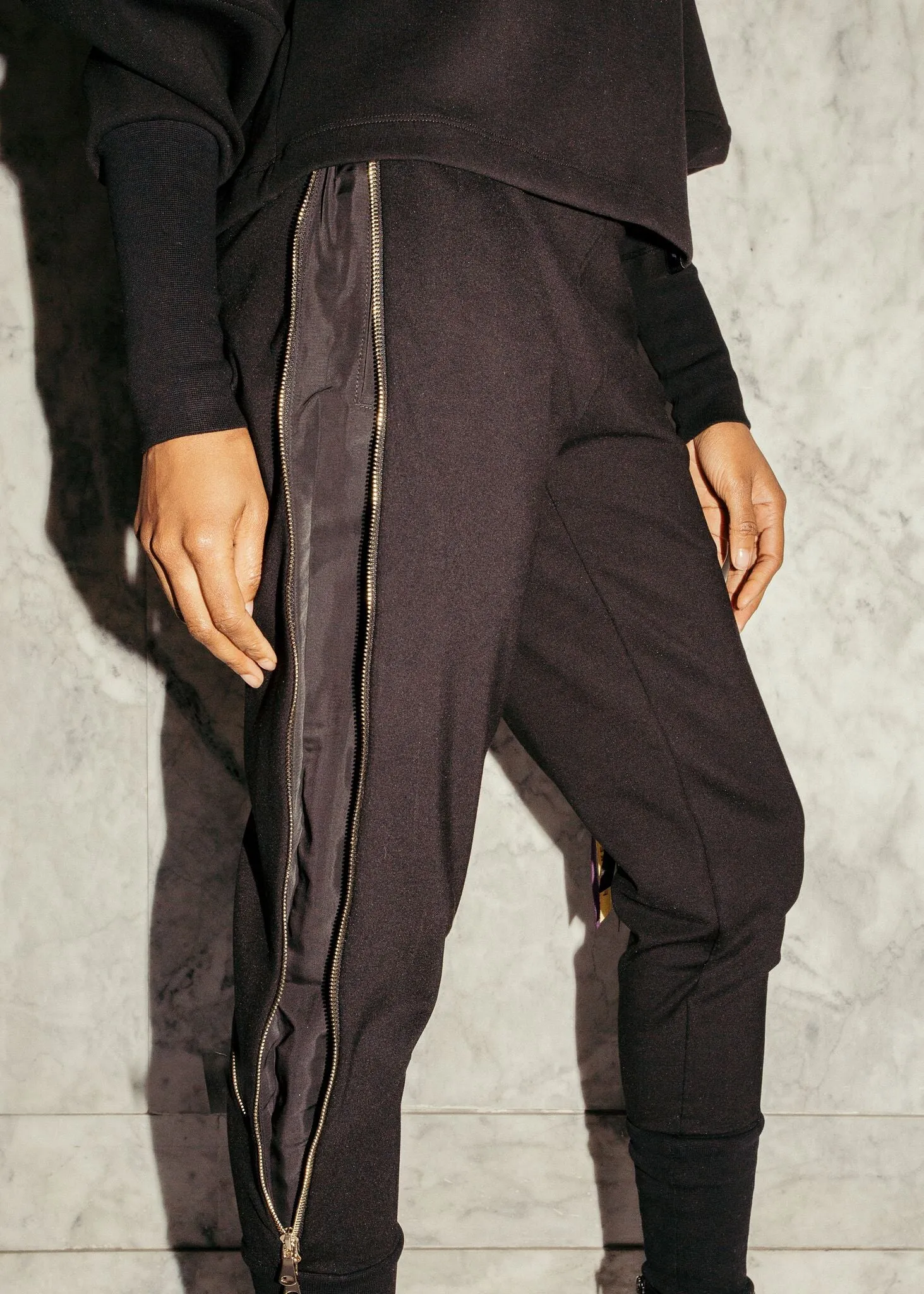 REVOLUTIONARY JOGGER PANT
