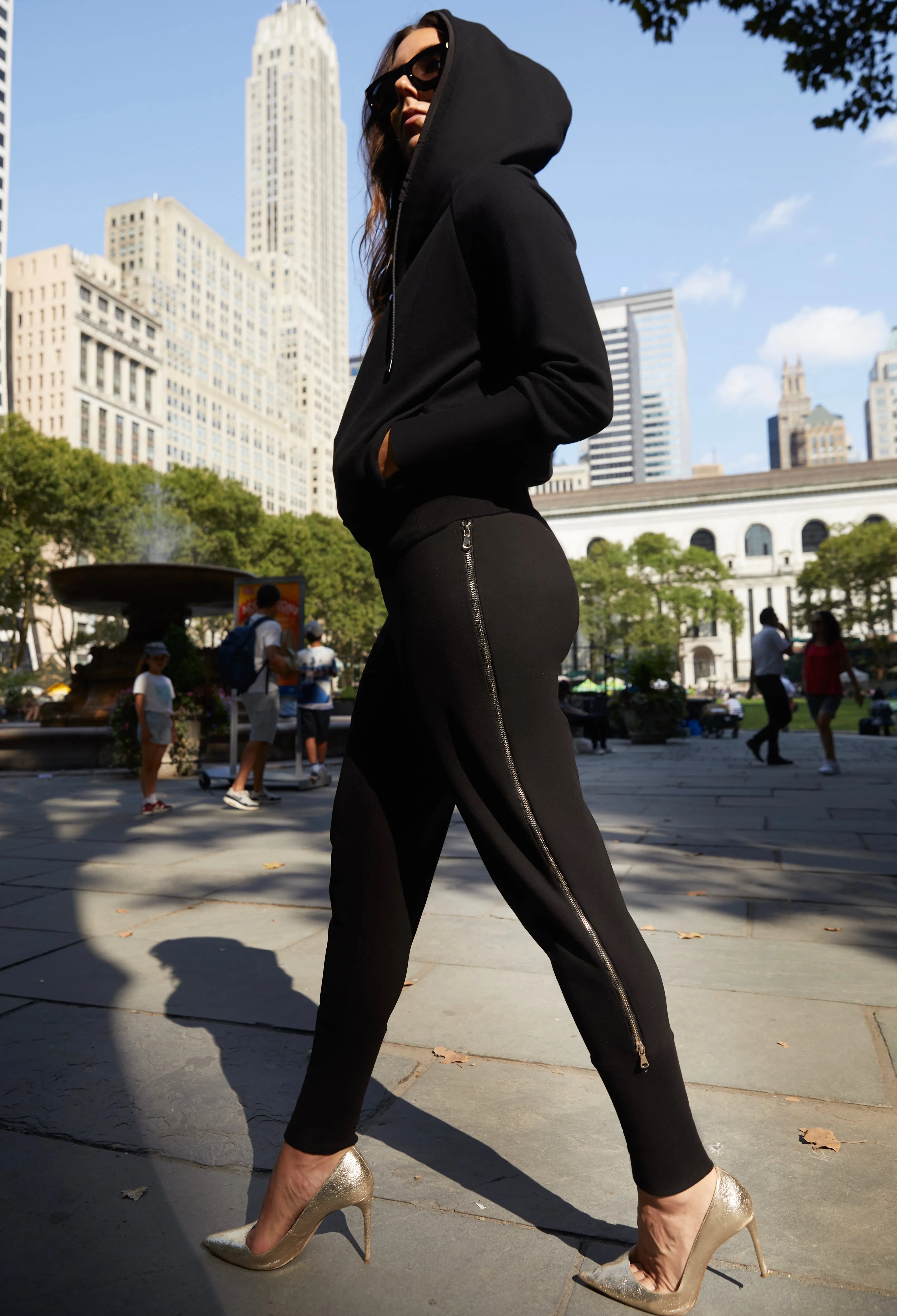 REVOLUTIONARY JOGGER PANT