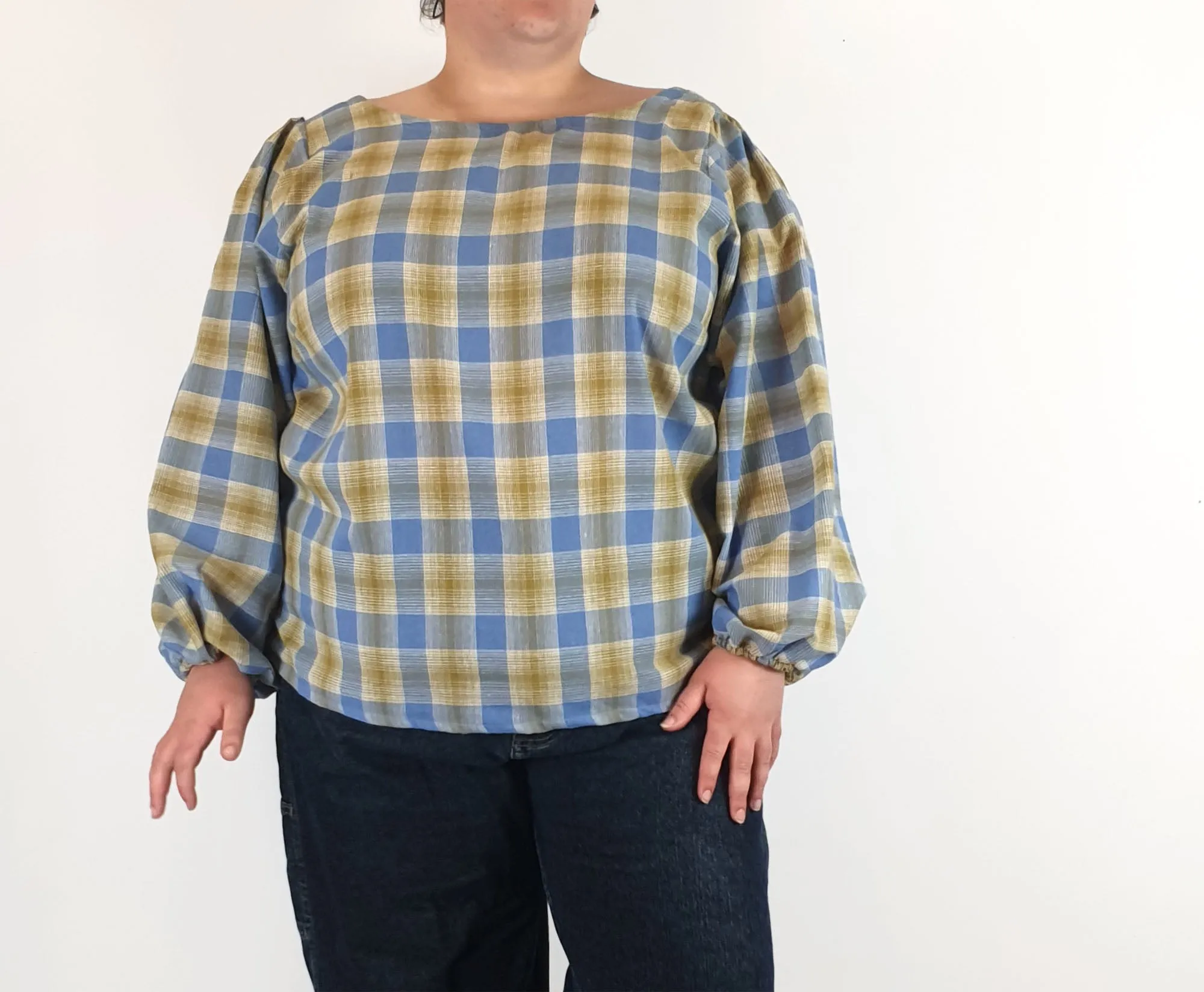 Rummage Style blue and brown top size 20