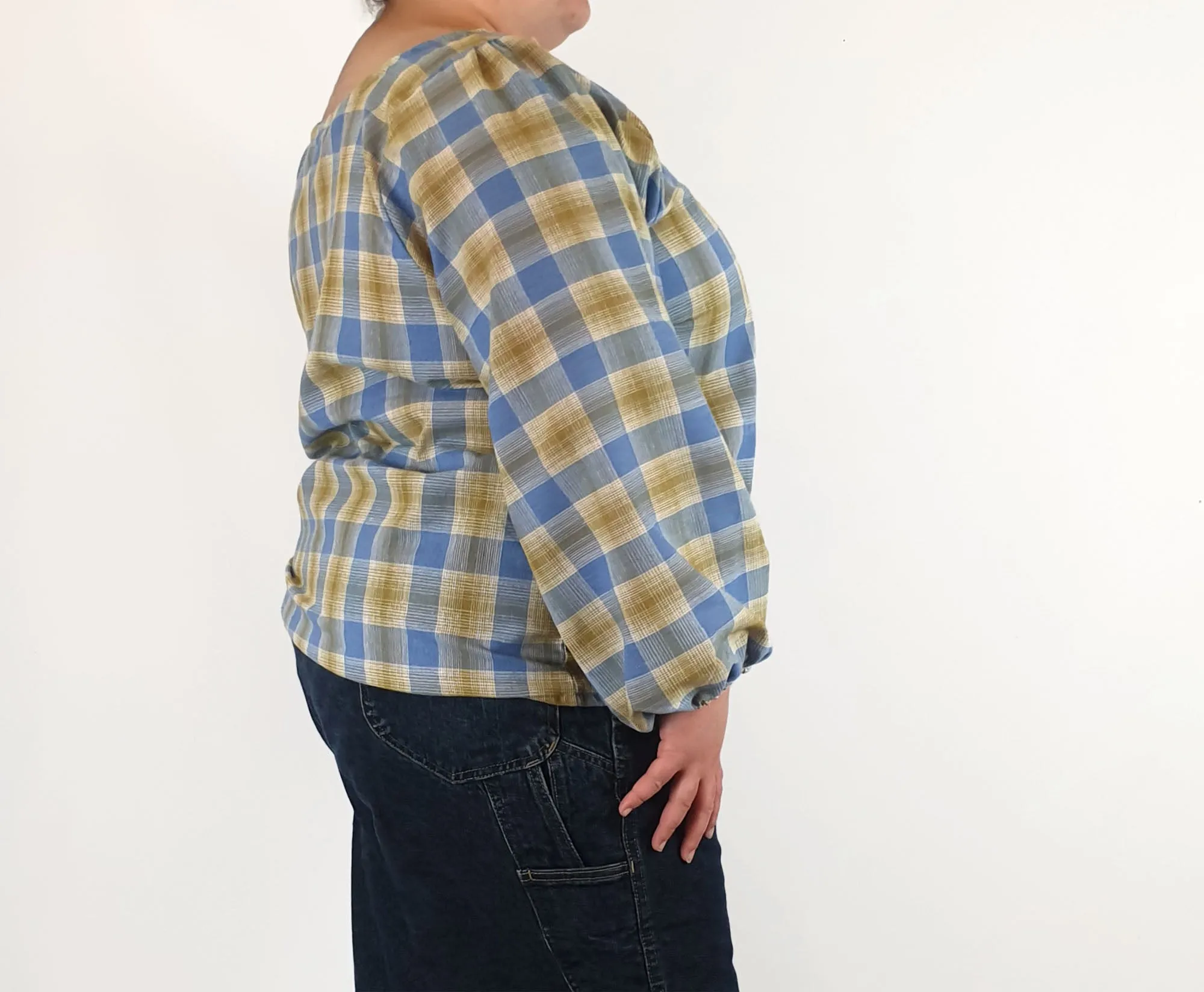 Rummage Style blue and brown top size 20