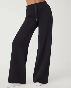SPANX® AirEssentials Wide Leg Pant Very Black