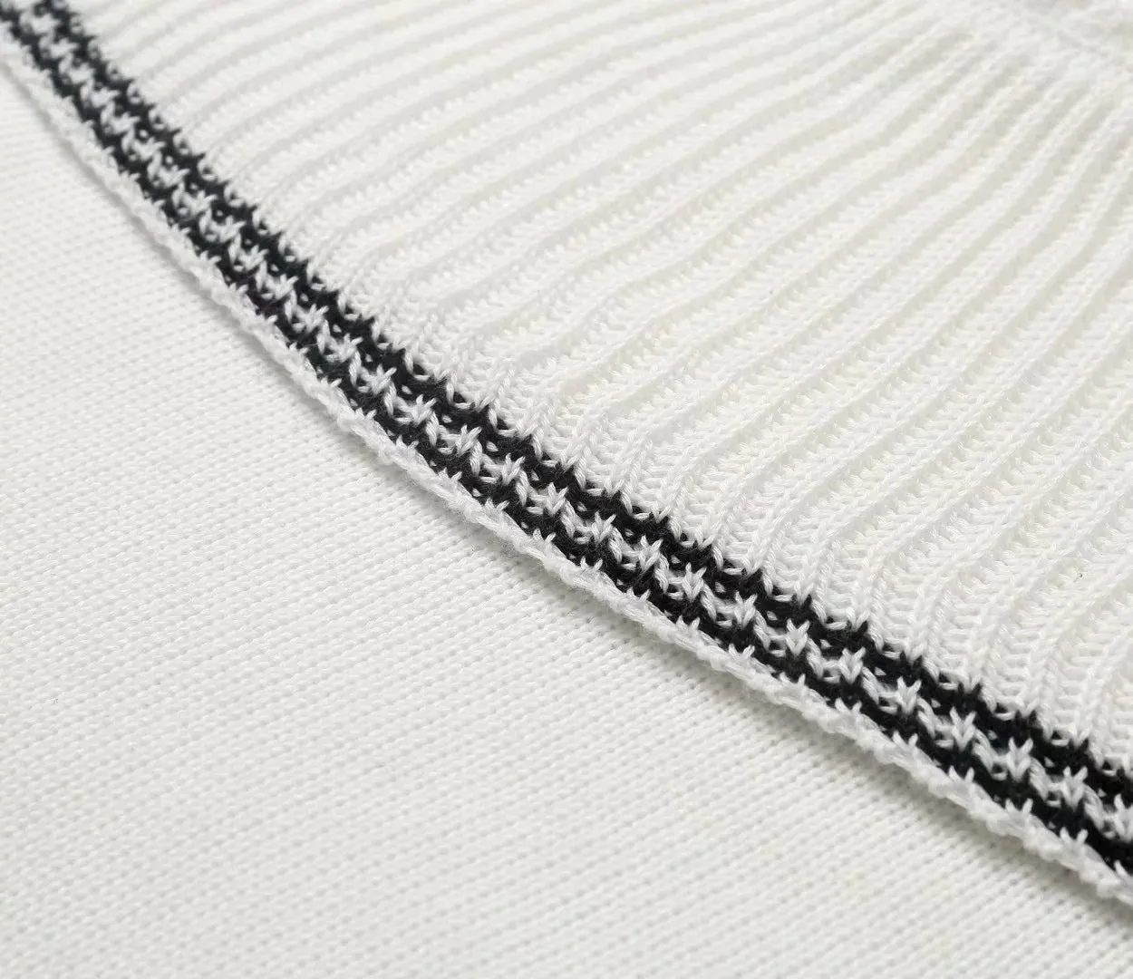 Splicing Hollow-out Flared Sleeve Knit Sweater