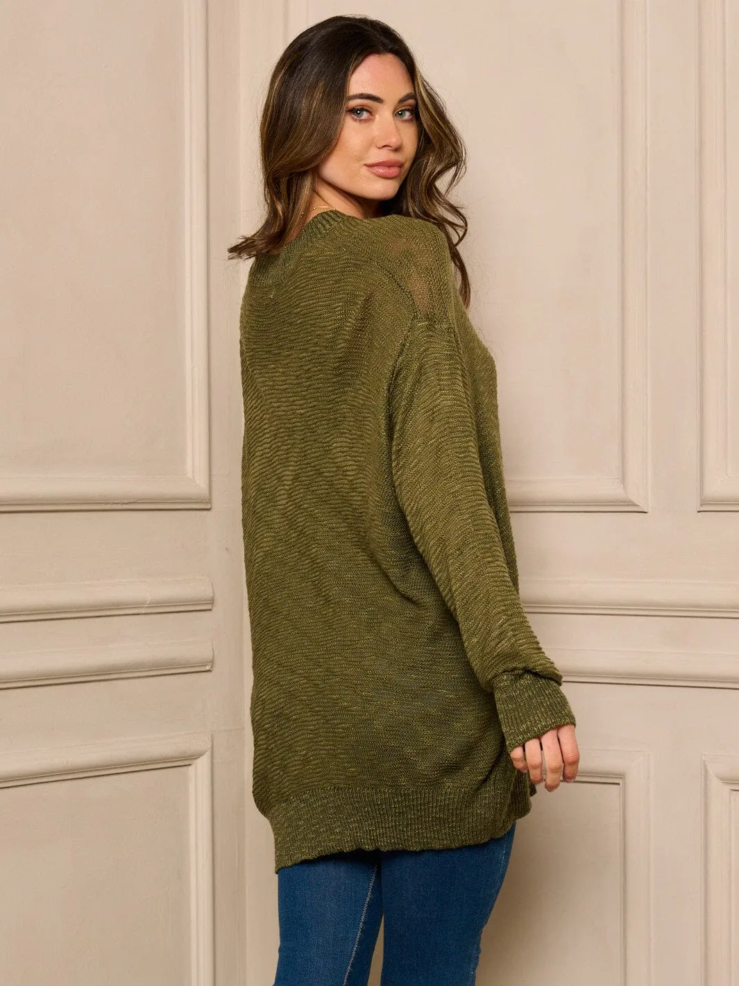 WOMEN'S LONG SLEEVE SOLID KNIT SWEATER